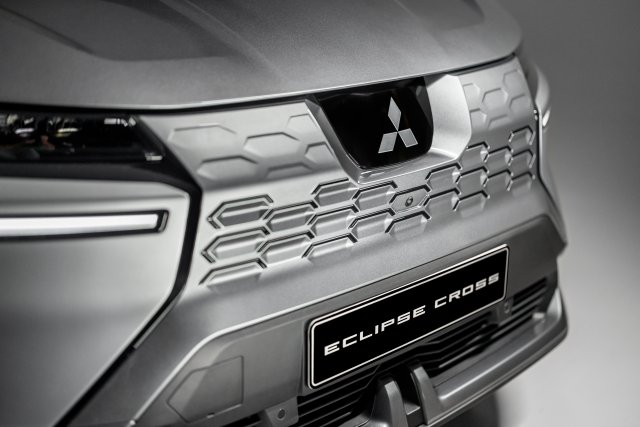 Eclipse Cross BEV